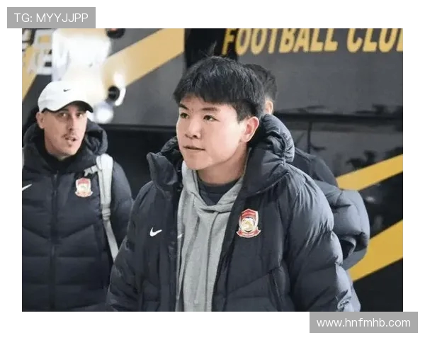 大脚尼奥胆真大!强拆三叉戟 依木兰陈泽仕PK徐彬 带刀中卫无大碍